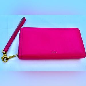 Fossil pink wristlet wallet